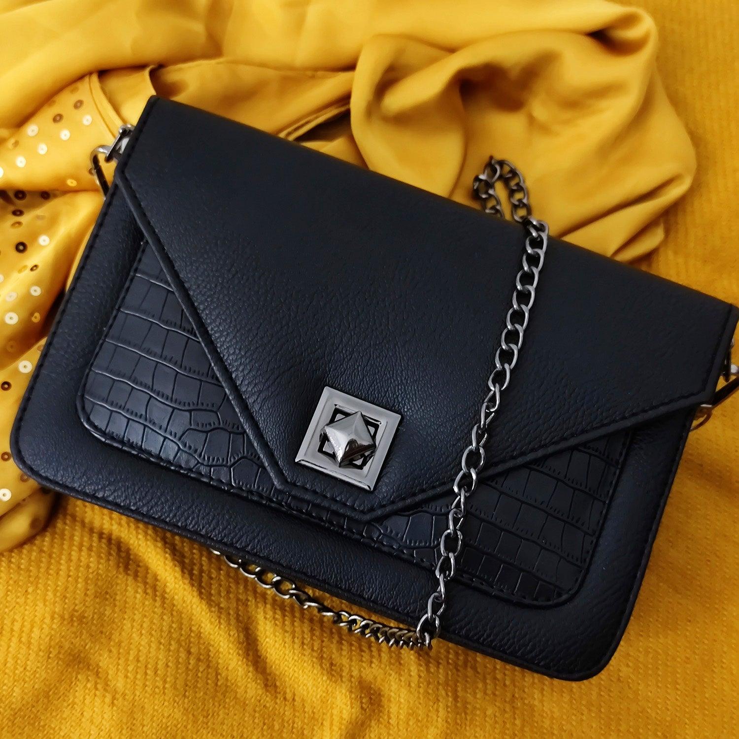 Elegance on Your Shoulder: Discover the Timeless Luxury Chain Bag - CANVAEGYPT