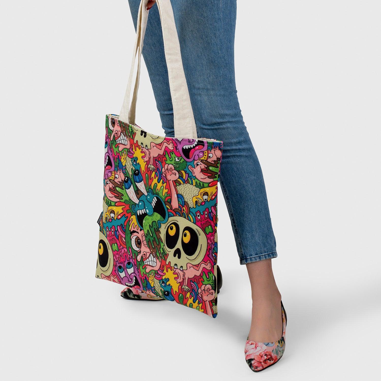 Tote-ally Awesome: Why Tote Bags are the Must-Have Accessory of the Year! - CANVAEGYPT