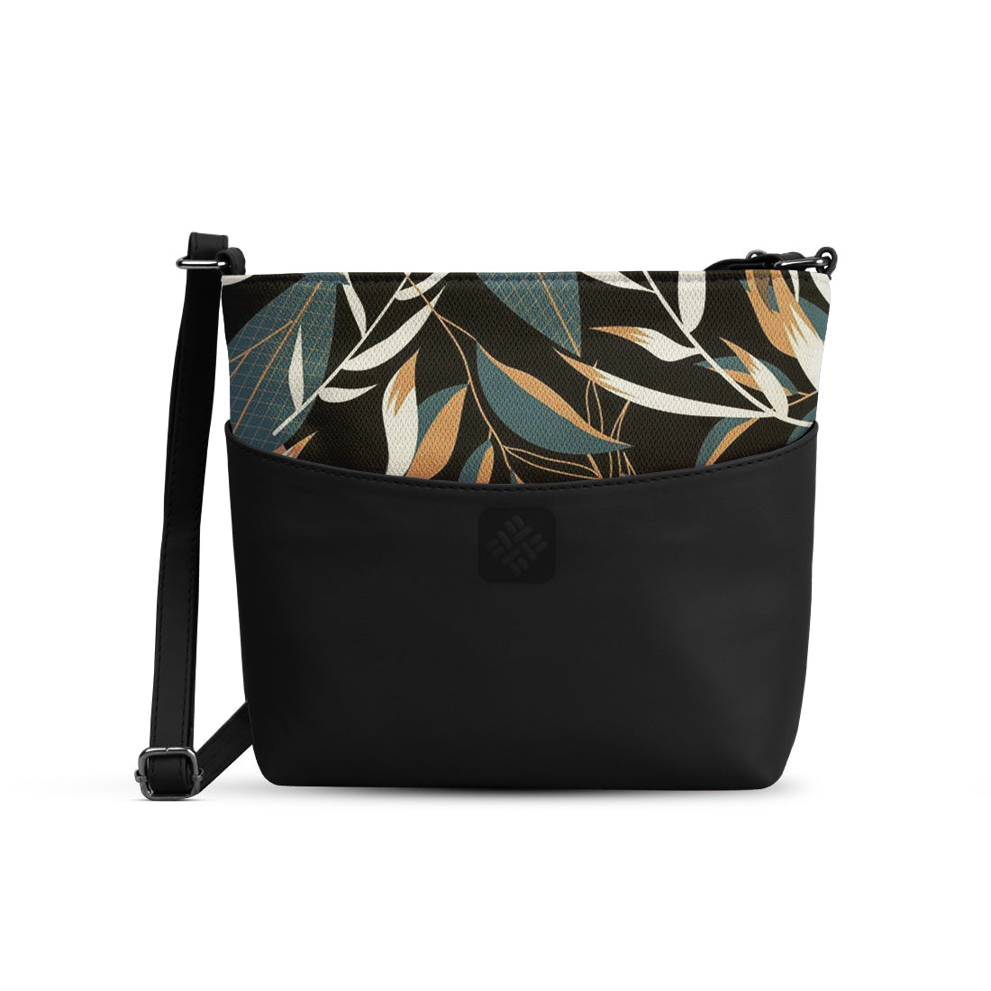 Chic Essentials Crossbody Black Leaves