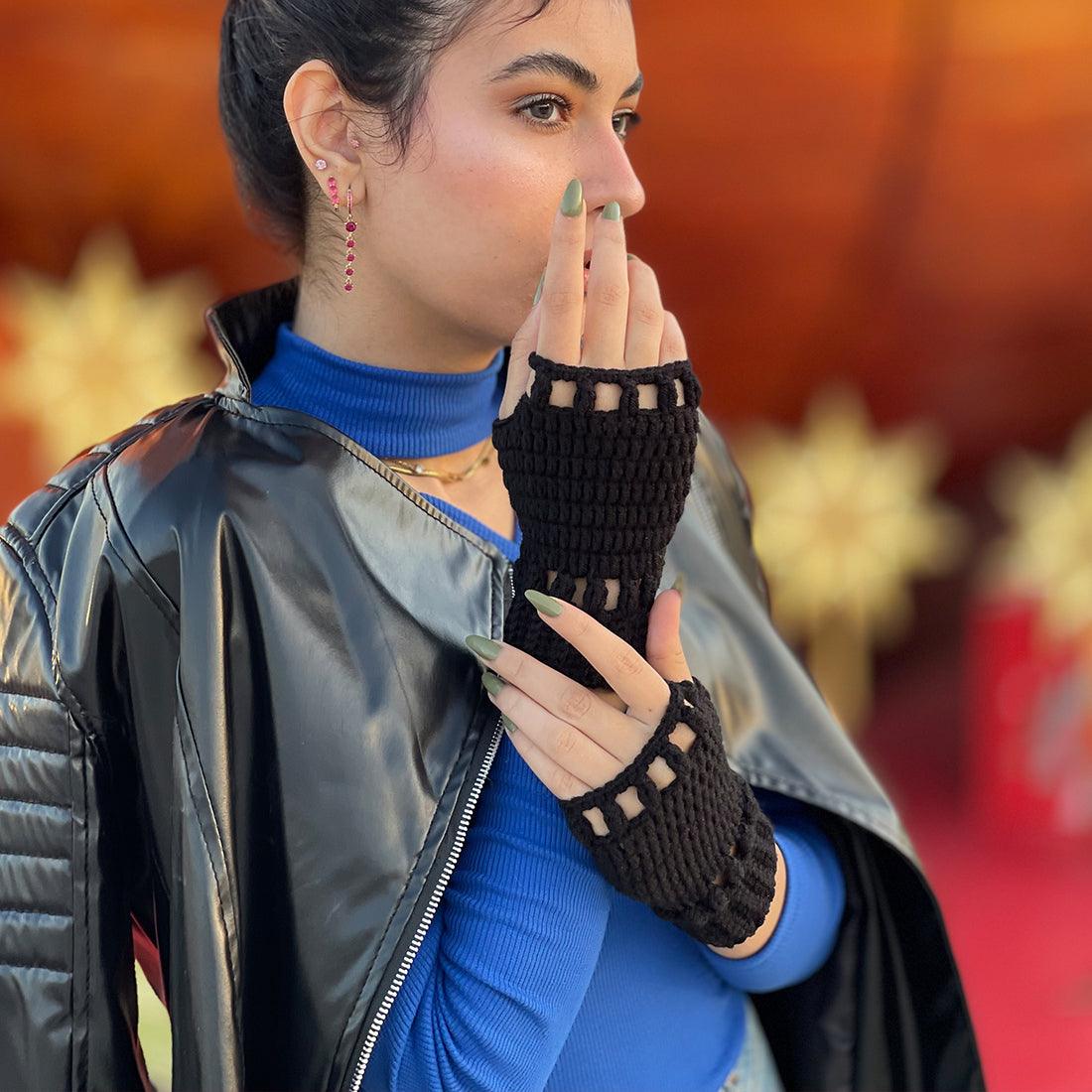 Night Whisper Fingerless - CANVAEGYPT