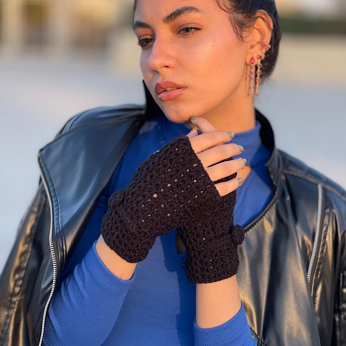 Retro Charm Fingerless - CANVAEGYPT