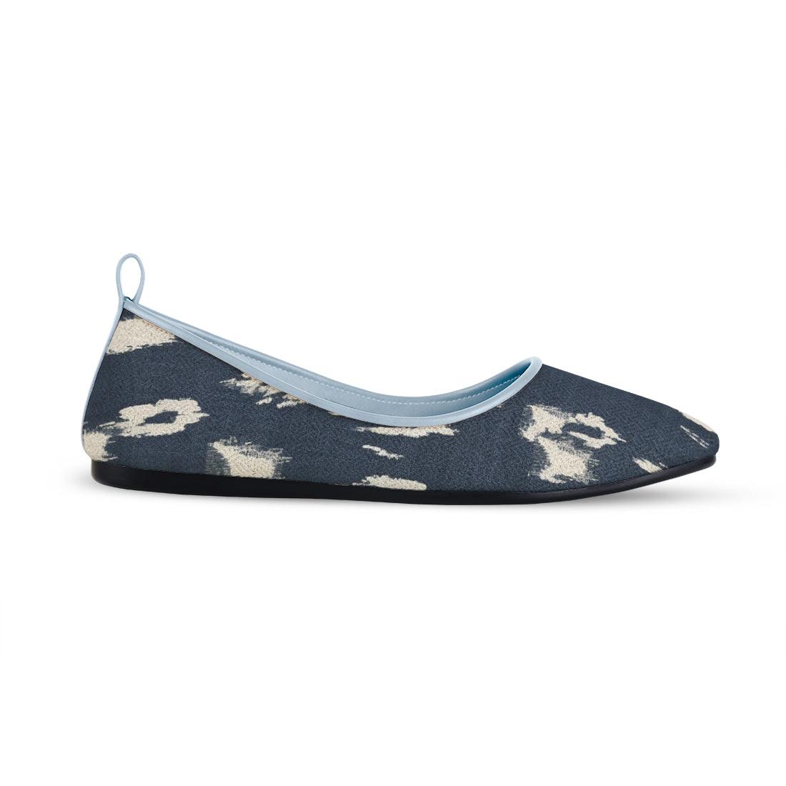 Blue Round Toe Shoe Smoggy - CANVAEGYPT