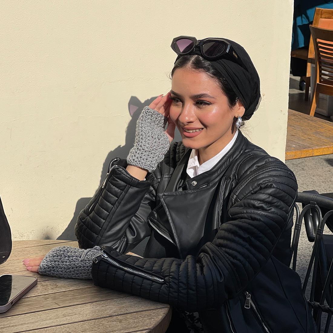 Retro Charm Fingerless - CANVAEGYPT