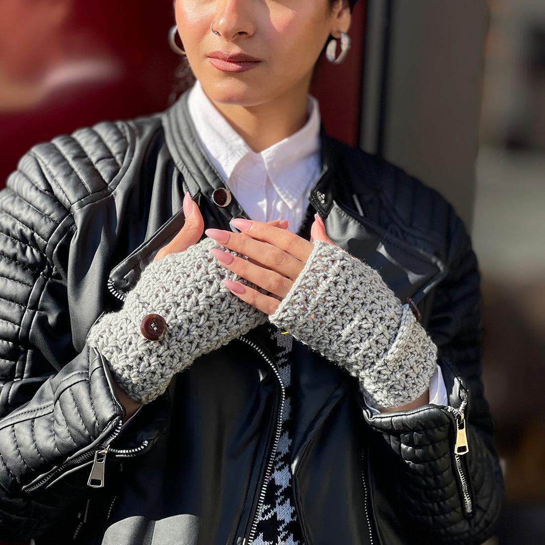 Retro Charm Fingerless - CANVAEGYPT