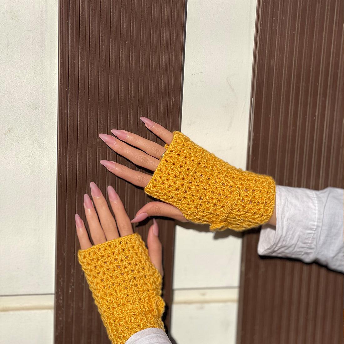 Retro Charm Fingerless - CANVAEGYPT