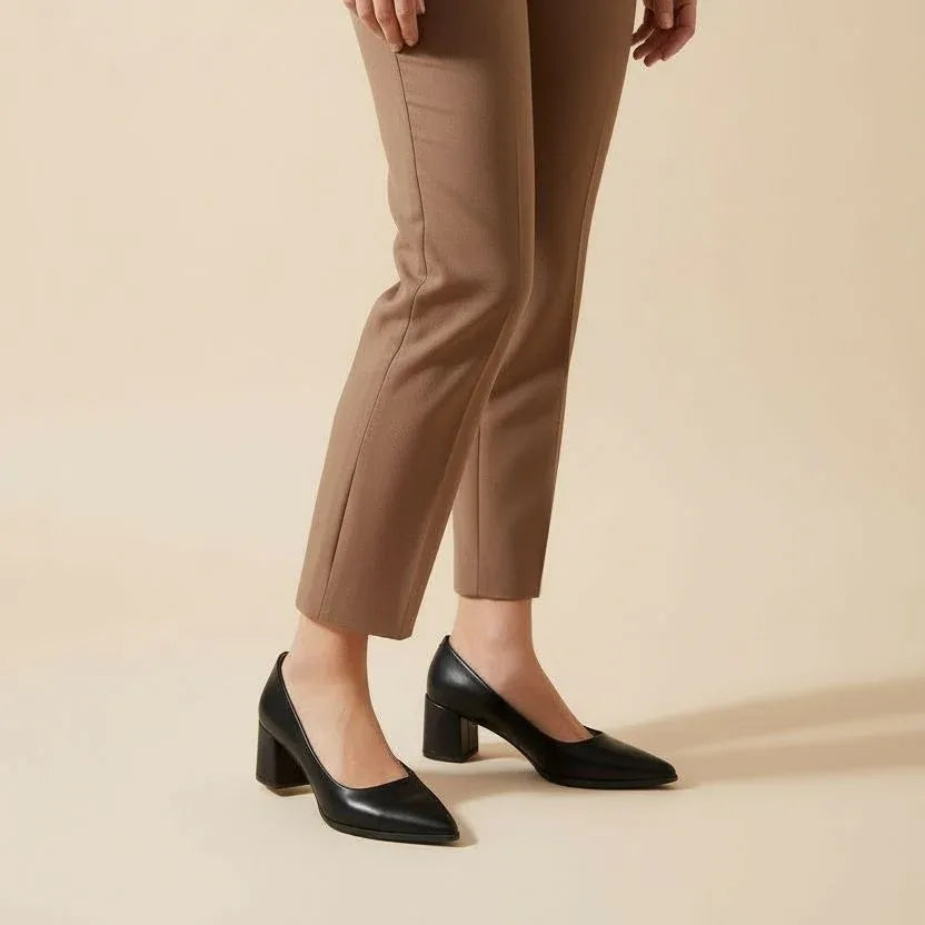 Black Uptown Classic Pumps – Effortless Elegance