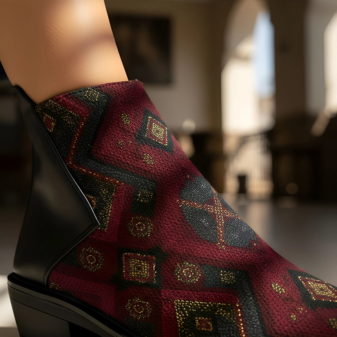 The Statement Boot Sahara Stitched