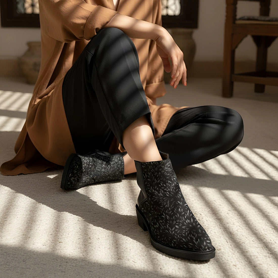 The Statement Boot Shadowleaf