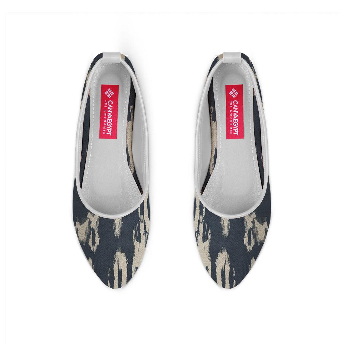 White Round Toe Shoe Smoggy - CANVAEGYPT