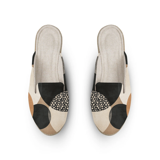 Abstract Beige design printed on a mules — ECADRA
