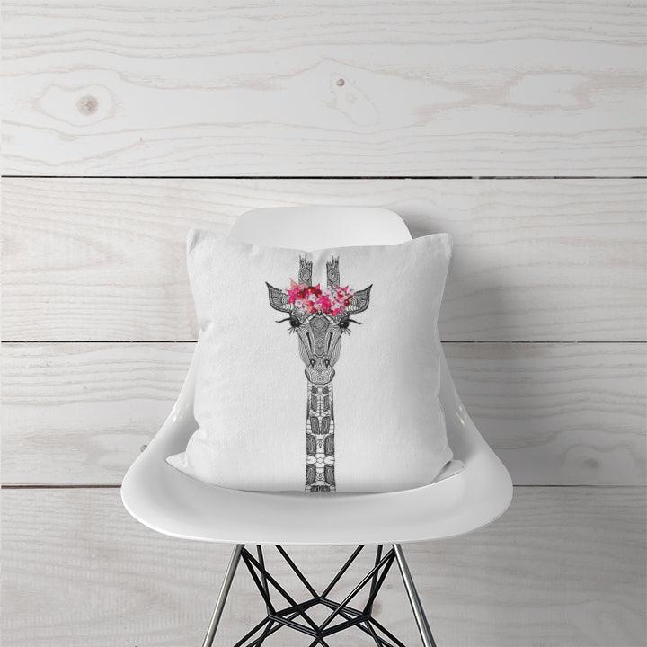 Decorative Pillow Giraffe - CANVAEGYPT