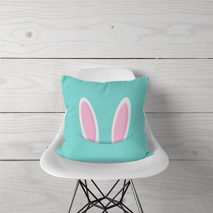 Decorative Pillow Listening - CANVAEGYPT