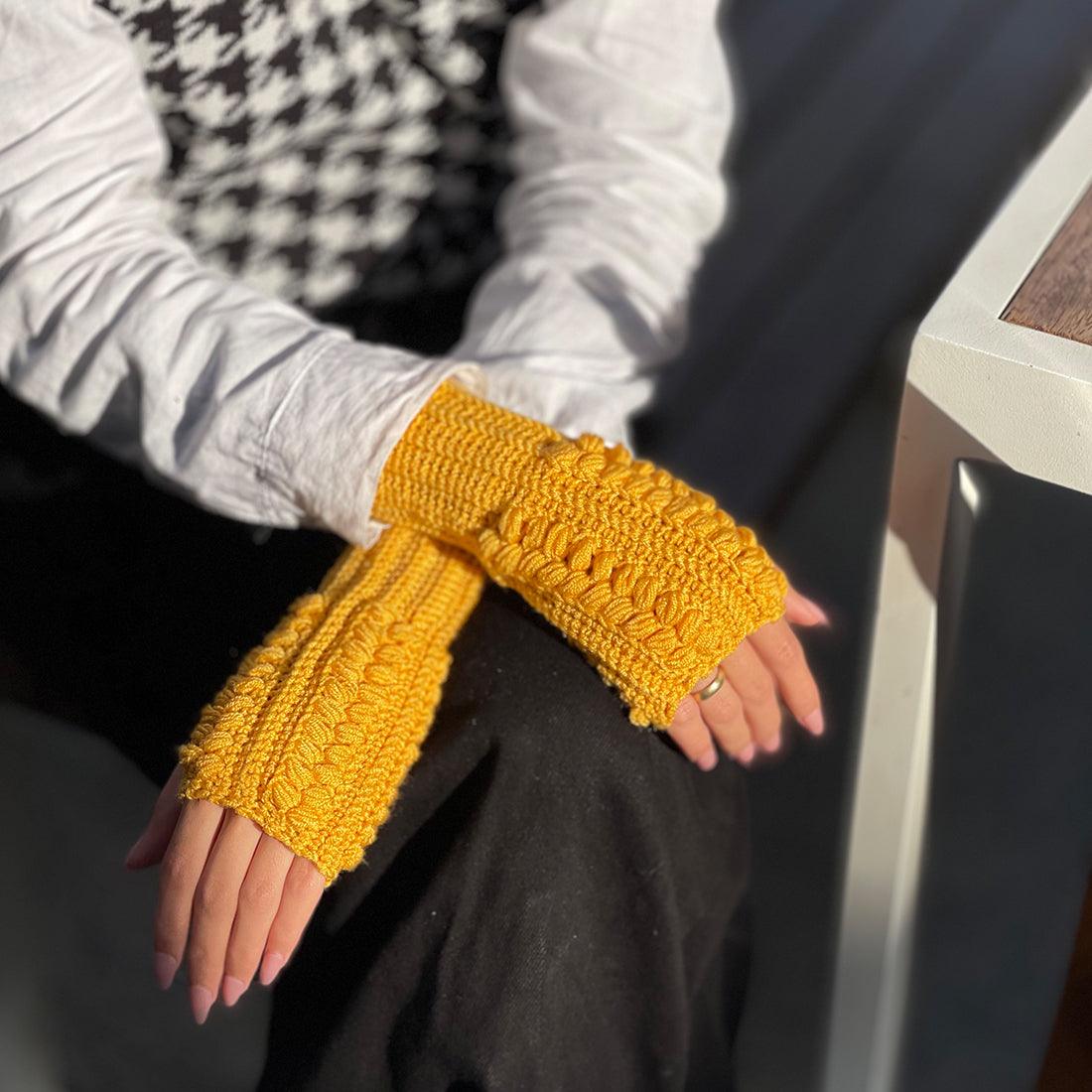 Floral Fête Fingerless - CANVAEGYPT