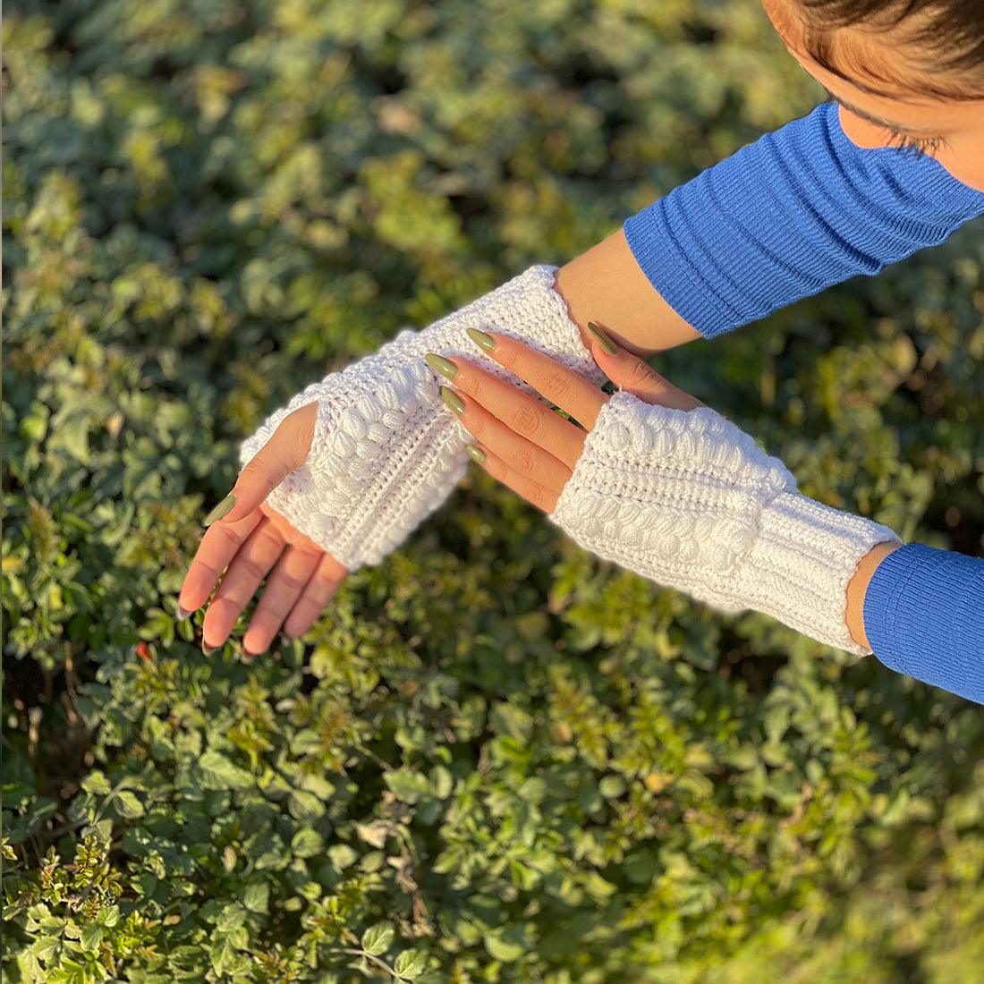 Floral Fête Fingerless - CANVAEGYPT