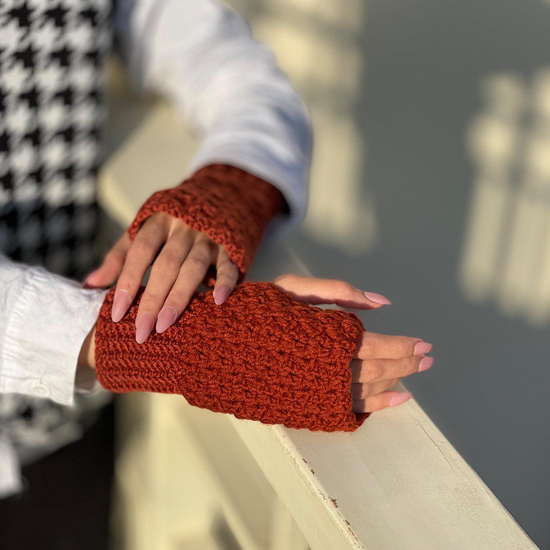 Playful Willow Fingerless - CANVAEGYPT