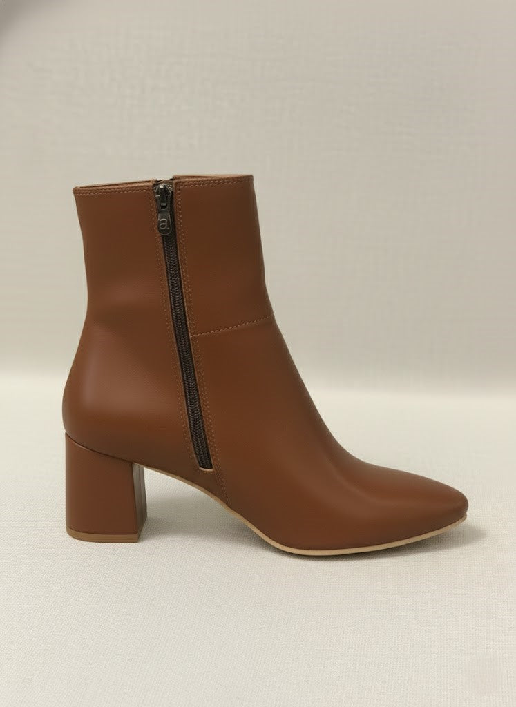 Havana Bold Stride Ankle Boots