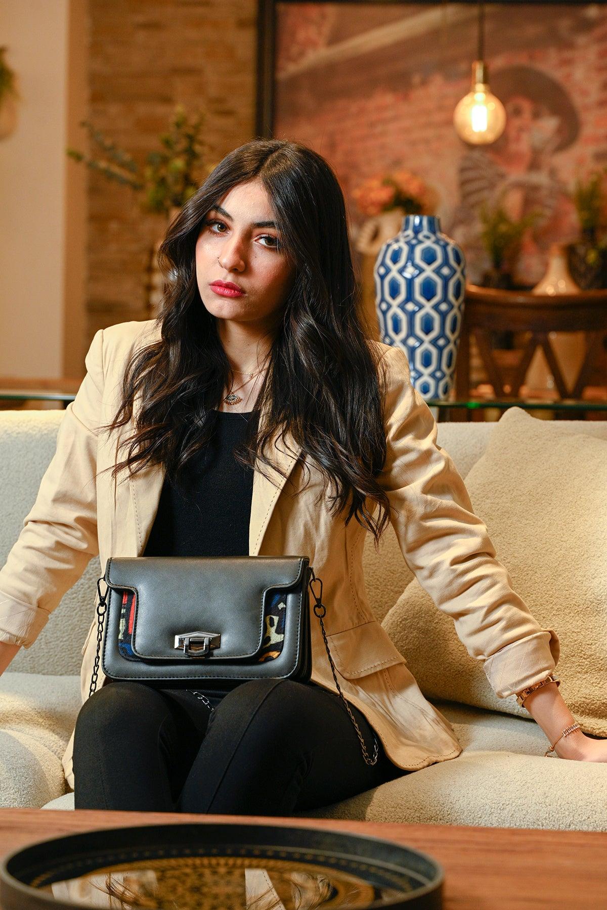 Black Mini Embossed Chain Bag Stroke - CANVAEGYPT