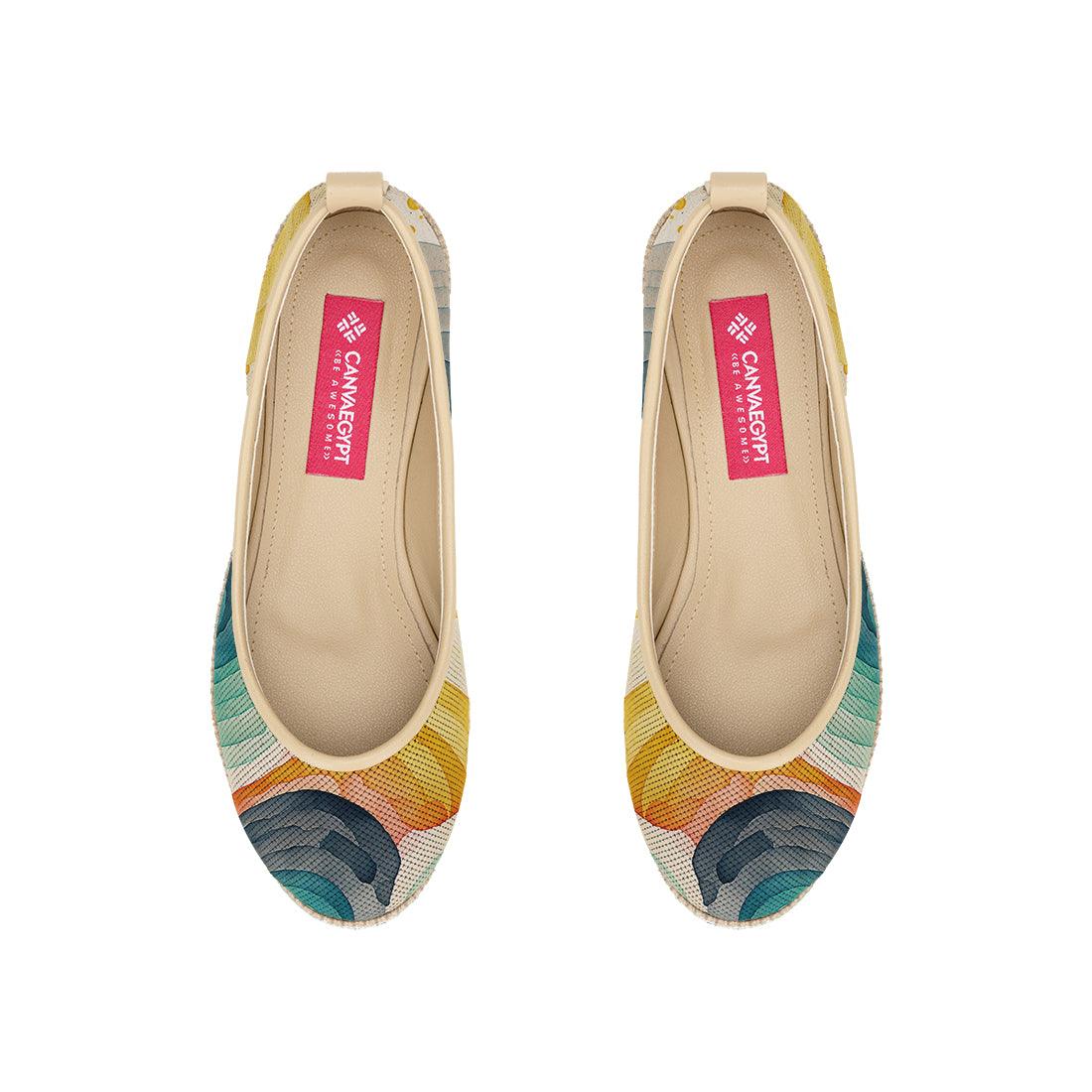 Beige Voyage Round Toe Scribbles - CANVAEGYPT