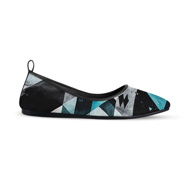 Black Round Toe Shoe Ice Triangles