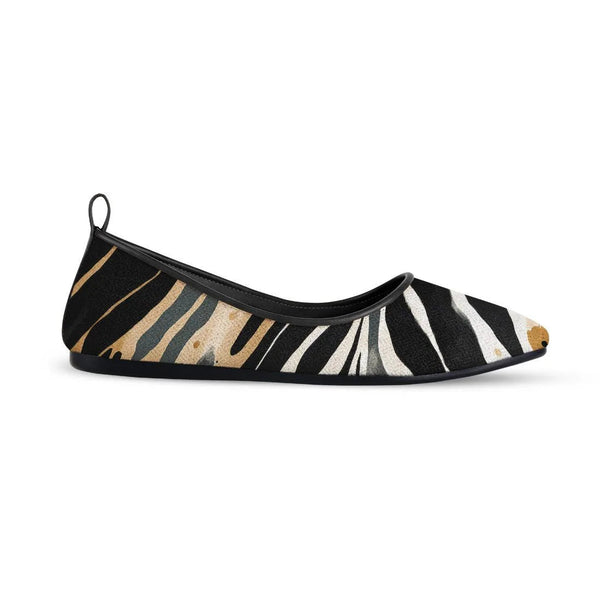 Black Round Toe Shoe Short Leaf