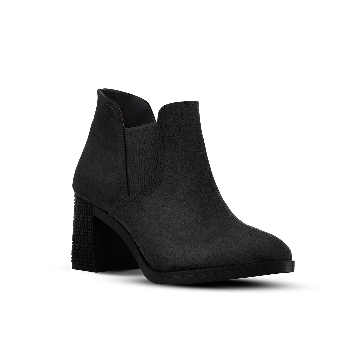 Black Slit Heeled Bootie - CANVAEGYPT