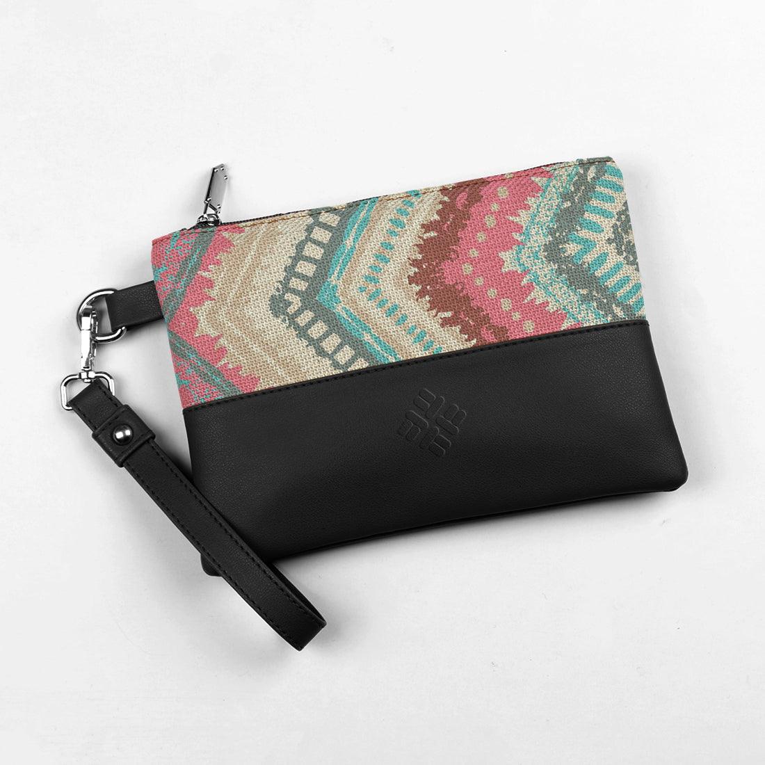 Black Toiletry Pouch Arrows - CANVAEGYPT