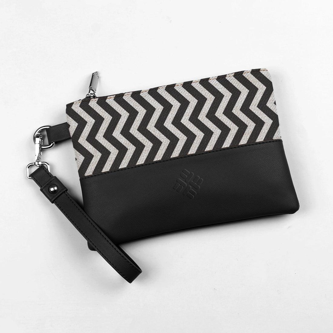 Black Toiletry Pouch B & W Arrows - CANVAEGYPT