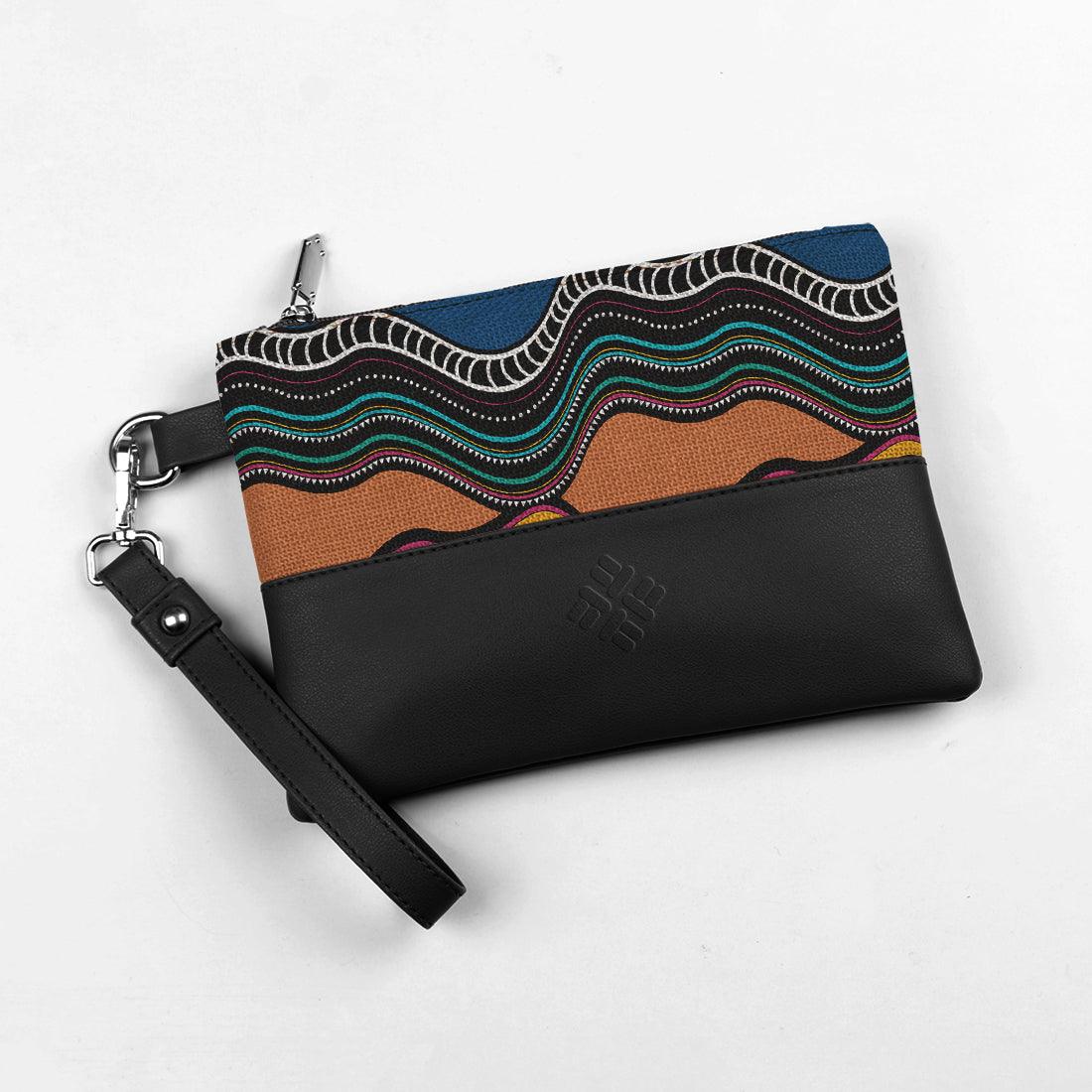 Black Toiletry Pouch Waves