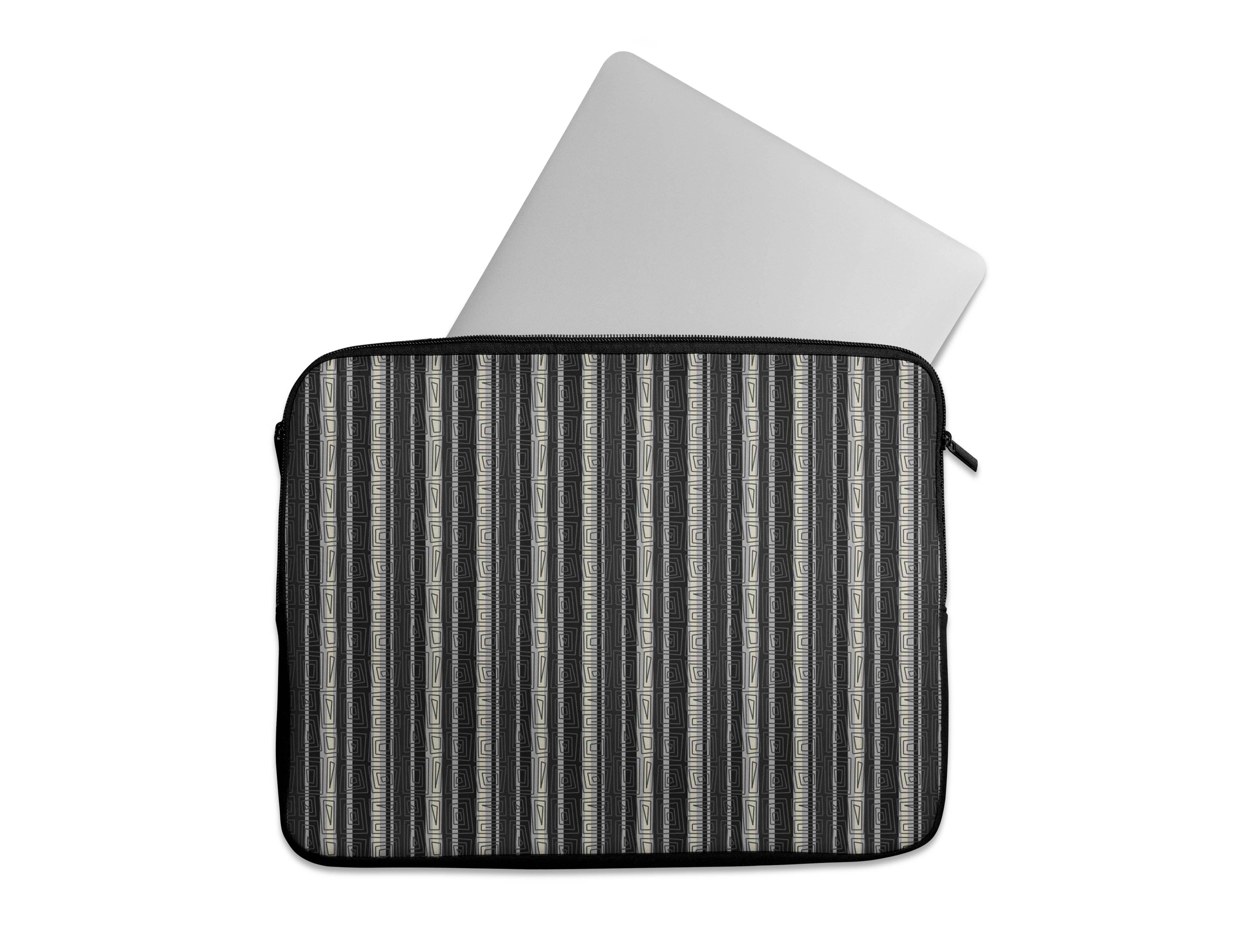 Laptop Sleeve Black And White - CANVAEGYPT