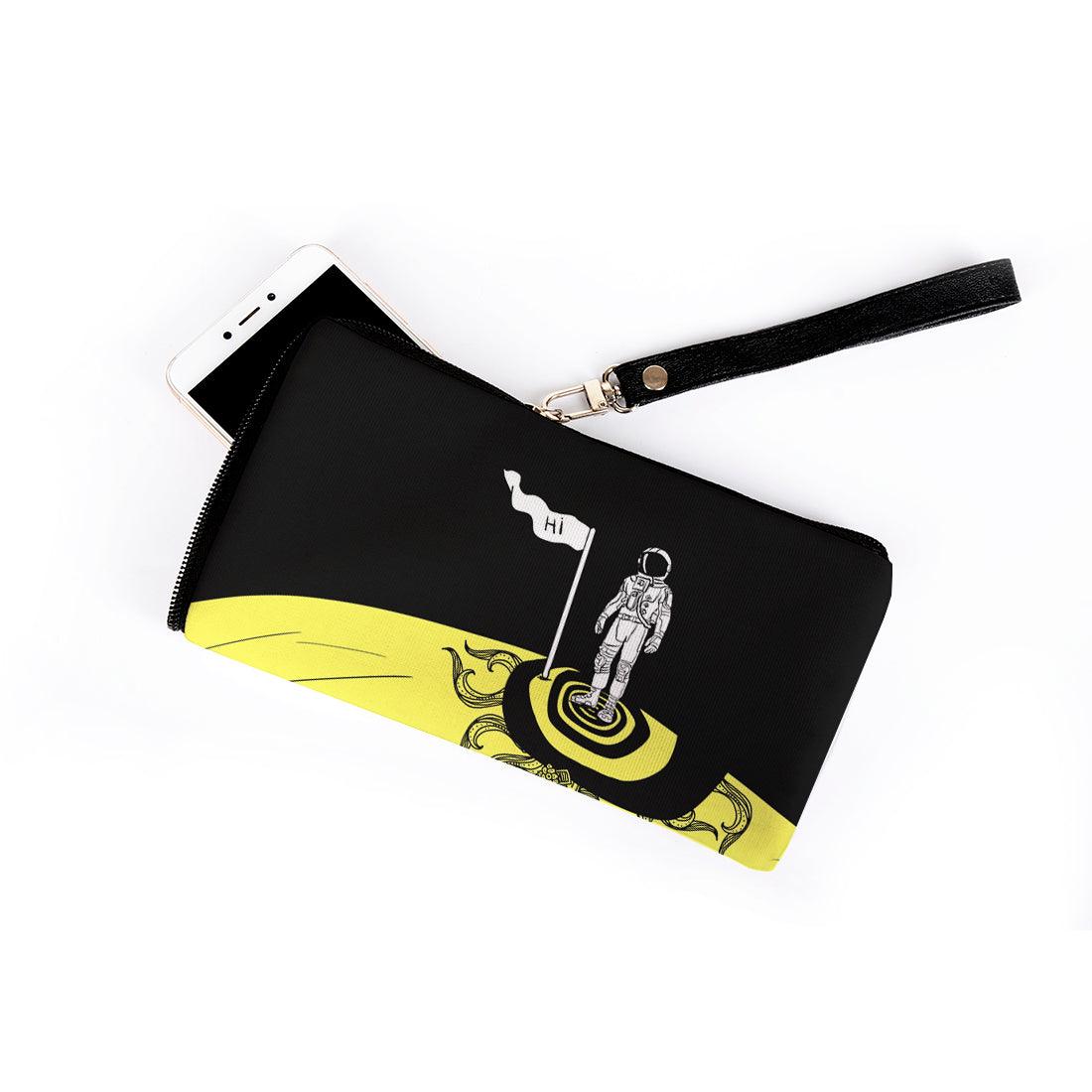 Mobile Case The astronaut - CANVAEGYPT