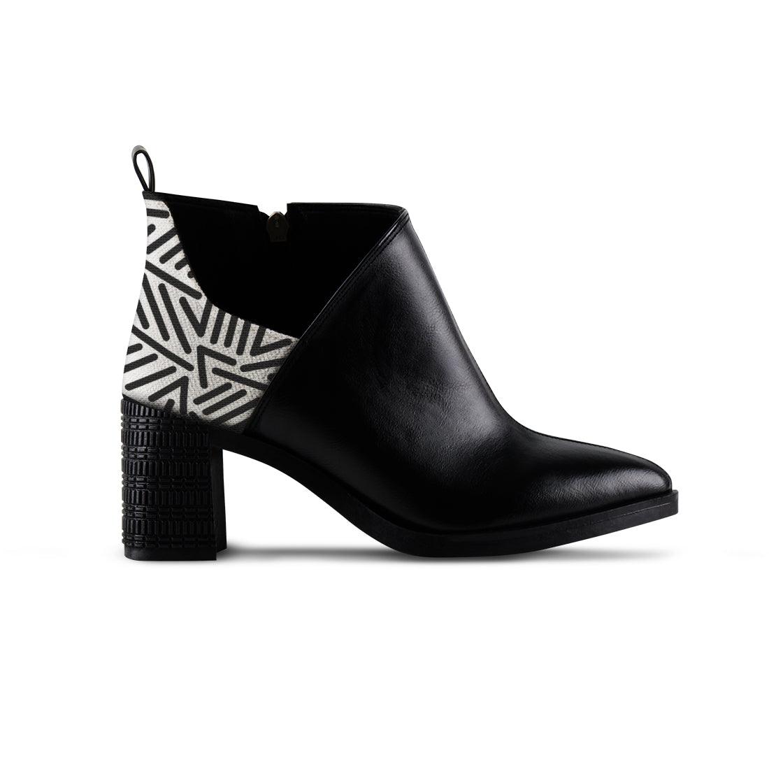 One Side Bootie B&W - CANVAEGYPT