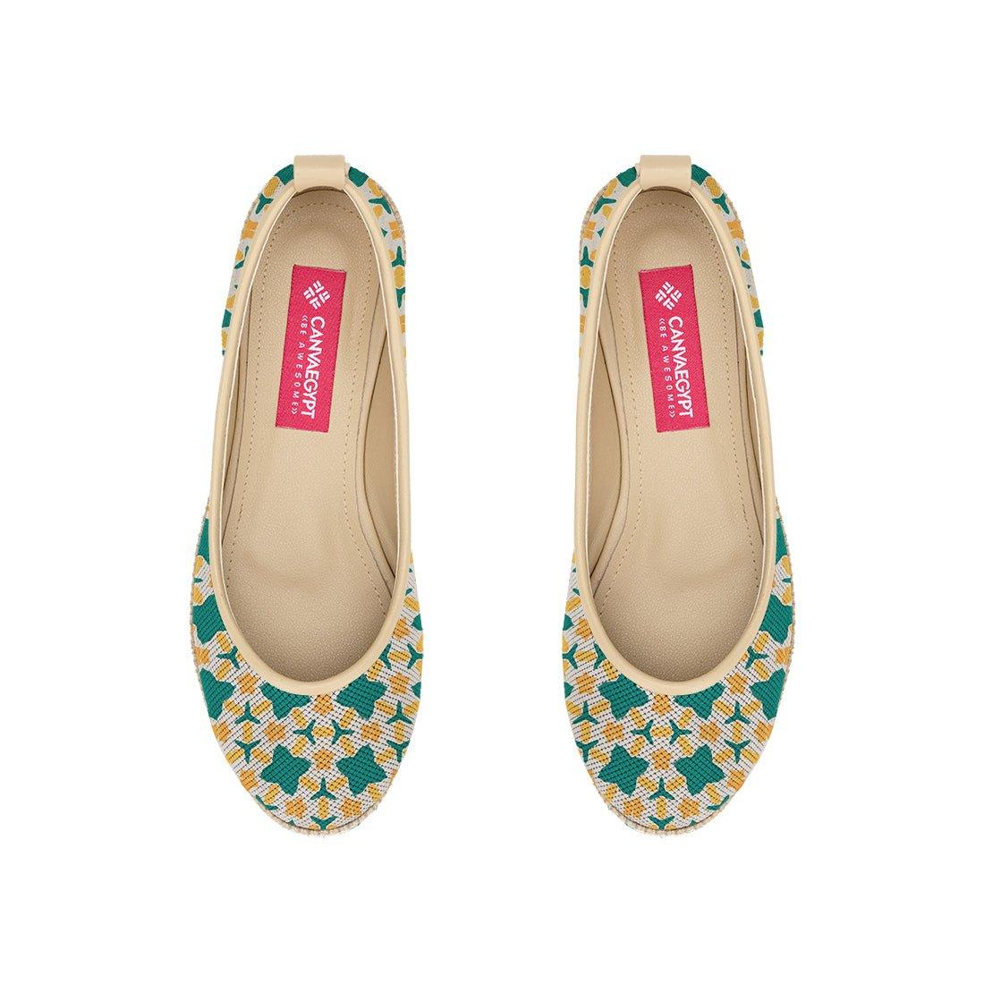 Beige Voyage Round Toe Stars - CANVAEGYPT